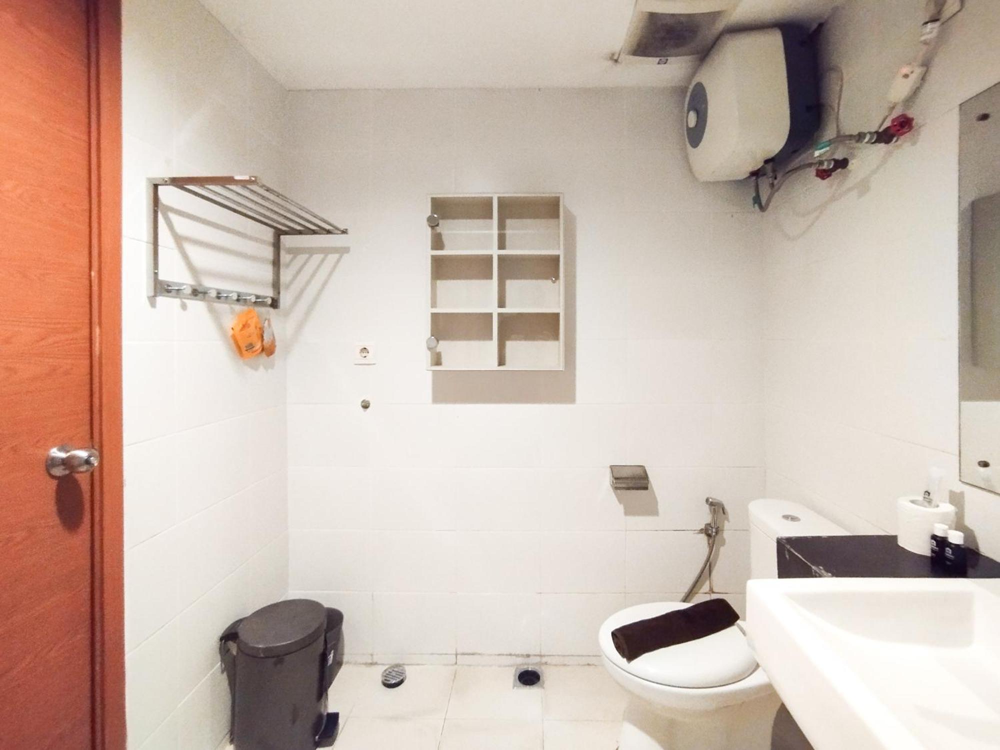 Simply And Comfy Studio Room Apartment Beverly Dago By Travelio 万隆 外观 照片