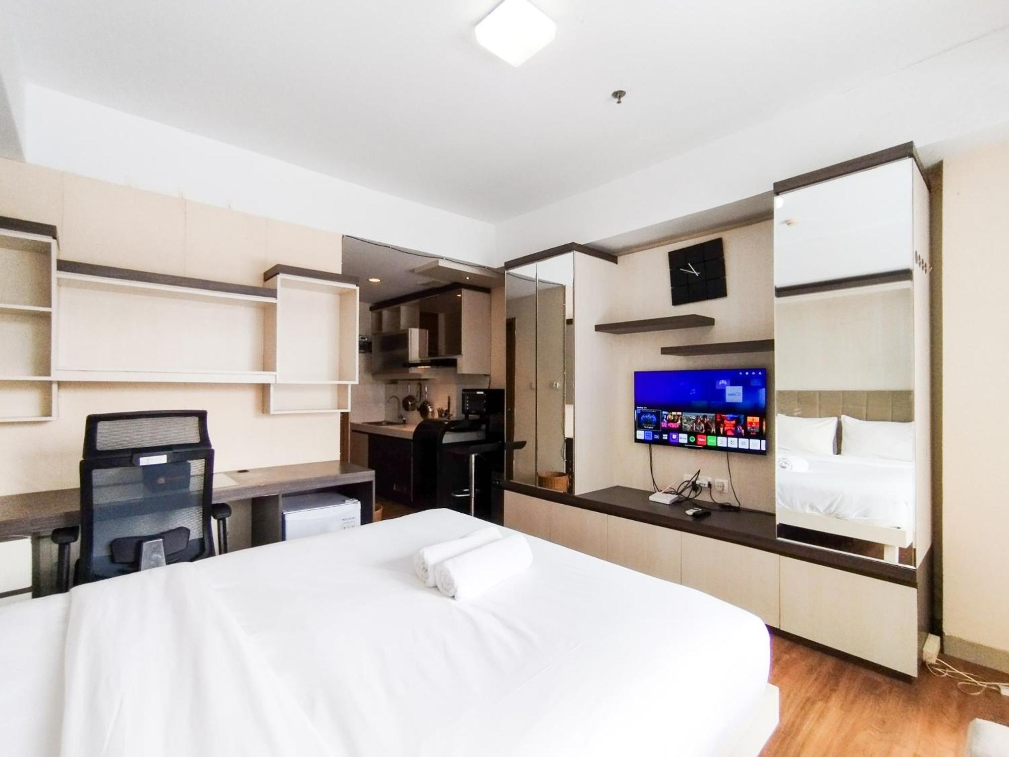 Simply And Comfy Studio Room Apartment Beverly Dago By Travelio 万隆 外观 照片