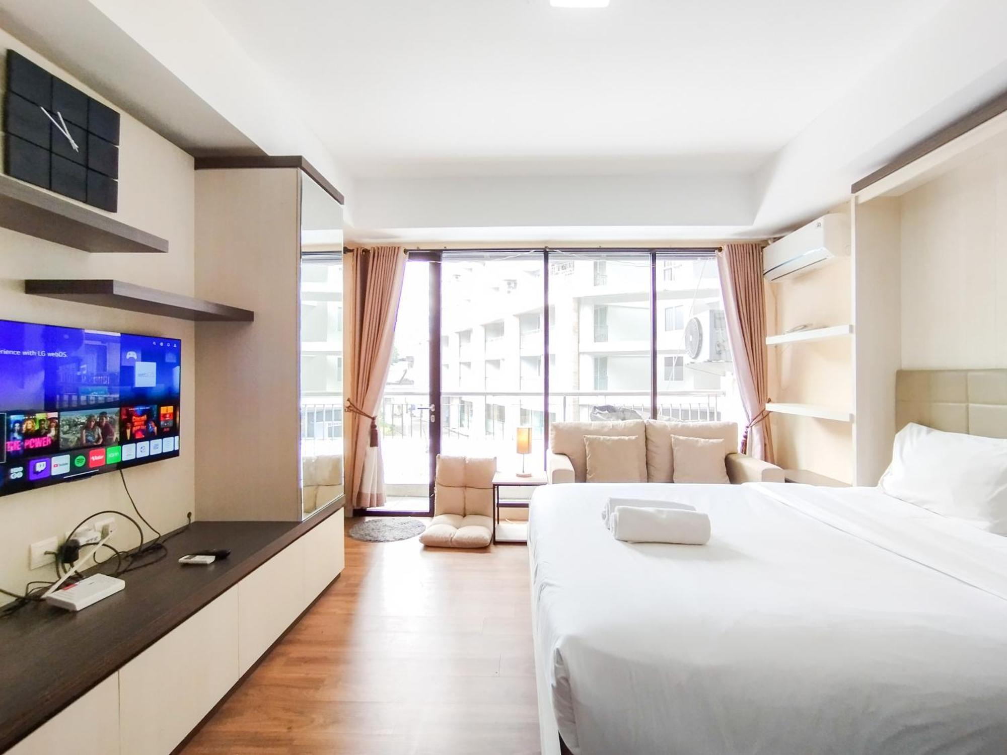 Simply And Comfy Studio Room Apartment Beverly Dago By Travelio 万隆 外观 照片